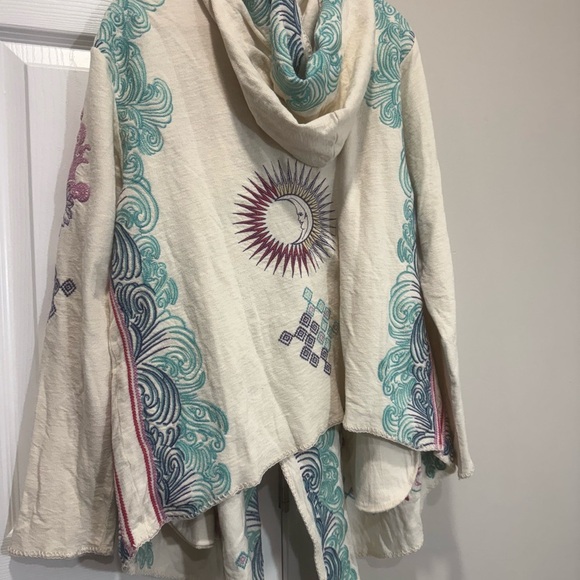 JOHNNY WAS
BIYA SHORT HOODIE SIZE XL - Picture 7 of 14